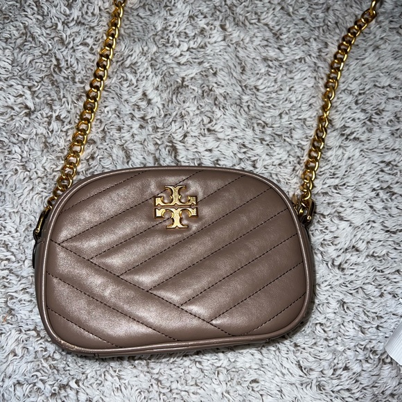Tory Burch Kira Cross body bag gently used - Picture 3 of 8